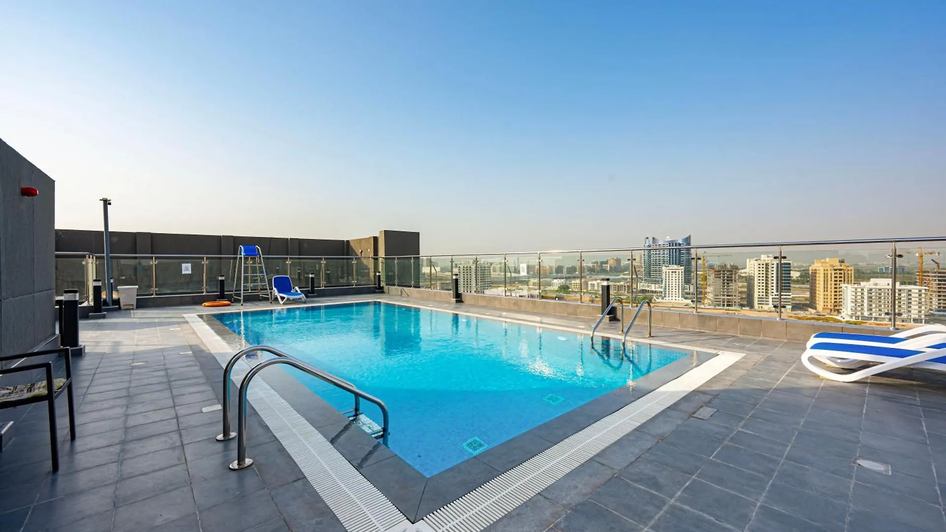 Modern Comfort In Central Dubailand Studio