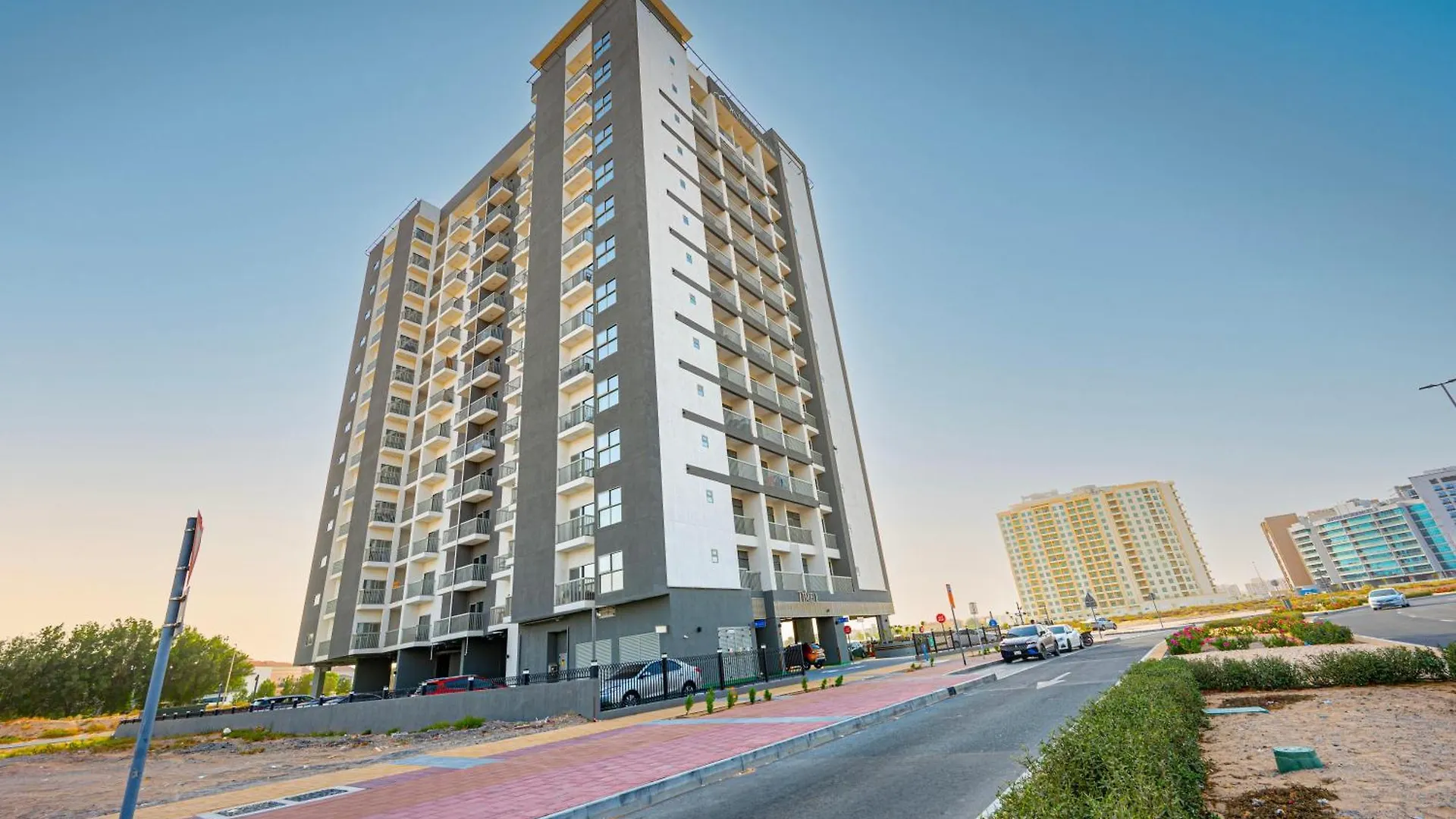 Modern Comfort In Central Dubailand Studio 0*, Dubai