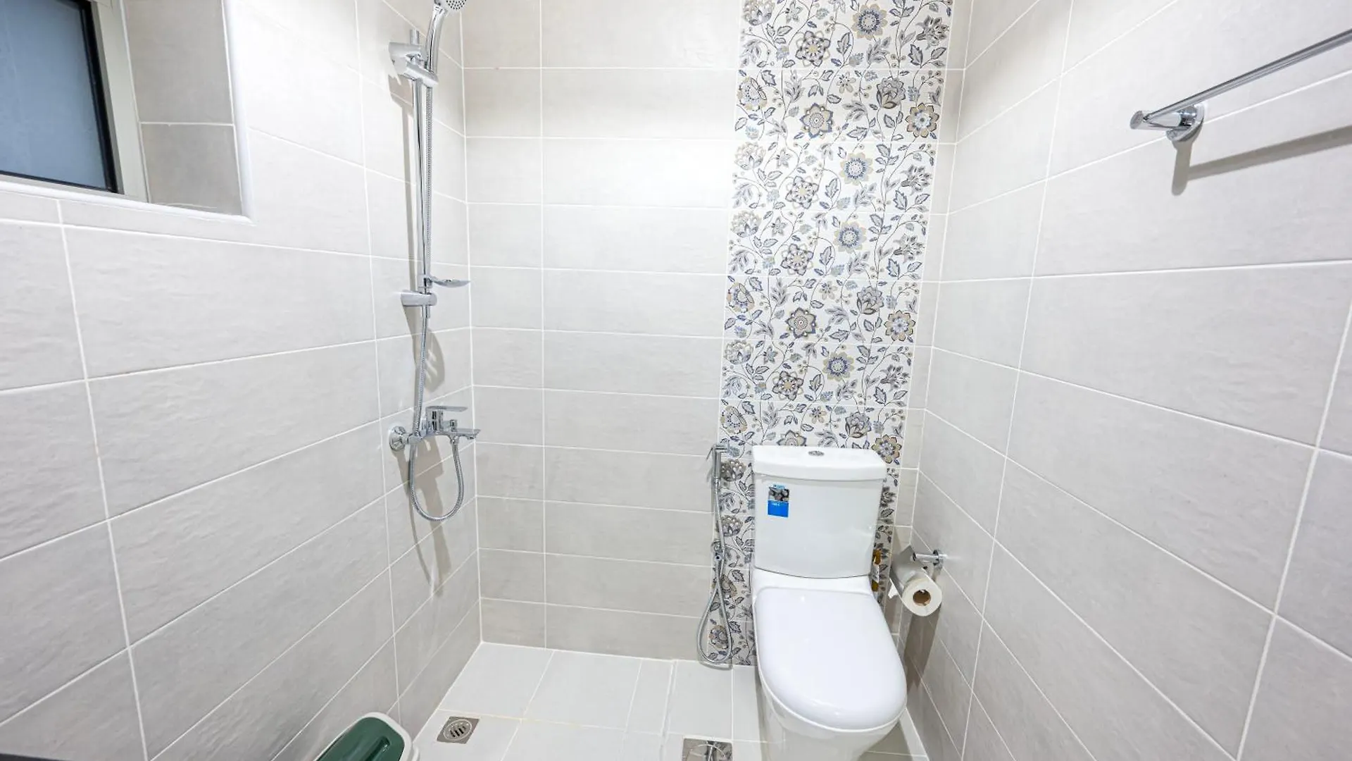 Apartment Modern Comfort In Central Dubailand Studio